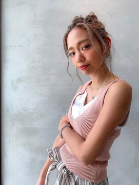オースティン 錦糸町(AUSTIN) AUSTIN くせ毛風カール×外国人風カラー　アップスタイル
