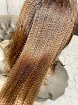 エスカーラ 表参道(THE ESCALA) 相田担当髪質改善トリートメントリアルお客様!644