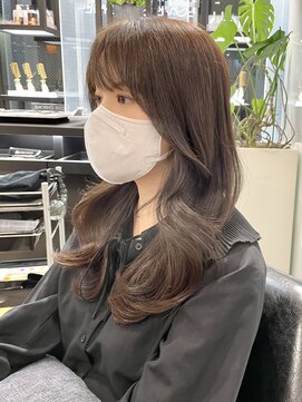 ラブクロムトーキョー オモテサンドウ(LOVECHROME OMOTESANDO) グレージュカラー美髪髪質改善似合わせカット韓国風くびれヘア