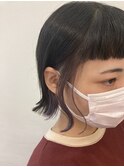 ワイドバング×イヤリングカラー/オン眉/切りっぱなしボブ/艶髪