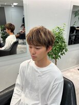イントロバイフィーネ 渋谷(INTRO . by Fi-Ne) 【INTRO／渋谷】外人風ハイライトカラー/短髪バングショート