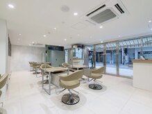 アース 高円寺店(HAIR & MAKE EARTH)