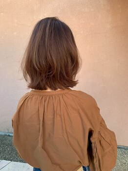 アルファサリダ(ALPHA SALIDA)の写真/【お手入れ楽×褒められ♪】カウンセリングが丁寧だからこそ、全てを見極めたバランス重視のカットは必見！