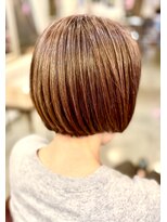 サーティエイト(38) 50代白髪ぼかしアッシュピンキーショートボブ/髪質改善/元町/