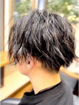 ココモ(cocomo) ツーブロック刈り上げボブ