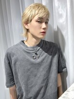 ユーフォリア 渋谷グランデ(Euphoria SHIBUYA GRANDE)&nbsp;ショートウルフ　ブロンドベージュ　ダブルカラーメンズ　MOMO