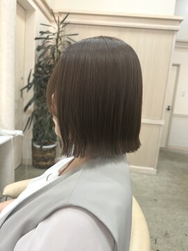 エル バイ ロンド 関(elle by Lond) [elle by lond]栗原　瑠世　外ハネ/切りっぱなし/ボブ