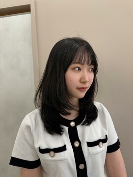 ジーナ 梅田茶屋町(Zina) レイヤーカット×艶暗髪