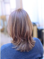 151e ヘアーデザイナーアンドヘアードクター(151e Hair designer&Hair doctor)&nbsp;くせ毛を生かしたレイヤースタイル
