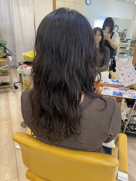 モリオ フロム ロンドン 成増店 【morio成増/一戸】ロングふわふわパーマ