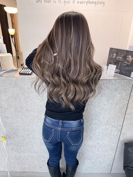 キング 心斎橋店(K!ng) 縮毛矯正髪質改善レイヤーカットトリートメント心斎橋美容室