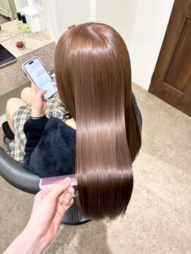 オフィーリア 【名古屋矢場町】ブリーチ縮毛矯正ブリーチ髪質改善特化サロン