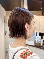 クオート(quoit) アプリコットが艶めく!堀江の切りっぱなしボブ