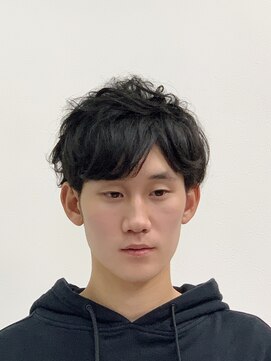 レオンOK クセ毛を生かしたナチュラルウェーブマッシュ