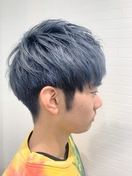 グランルッソ 岡山イオン前(GRAN LUSSO) ブリーチ ブルーシルバー