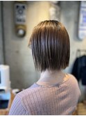 SHORT BOB