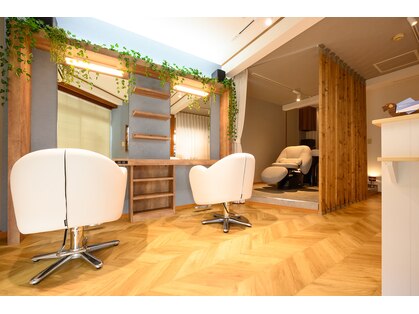 カロン(KALON)の写真
