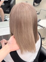 ペレ 栄店(PELE) 斜めバング/グレージュカラー/シルキーベージュ/栄/名駅