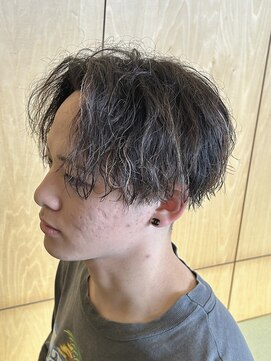 ニアウ 伊勢崎連取店(Niau) 波巻きスパイラルパーマツイストスパイラルパーマシャドウパーマ