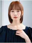 ぱっつん前髪シンプルストレートオレンジブラウン暖色カラー小顔