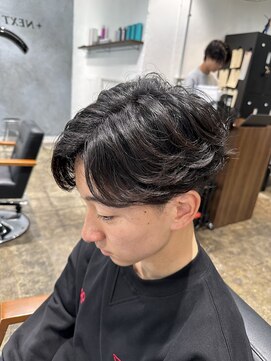 ネクストゼロ(NEXT zerO) 毛流れセンターパート