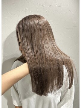 アンビエンテ(ambiente) アッシュベージュ／ロングレイヤー／ダブルカラー