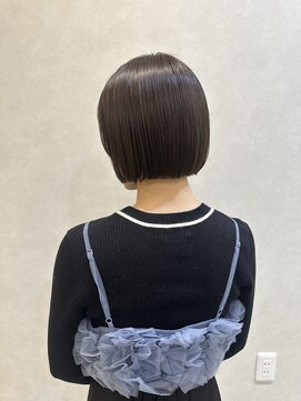 ゴートファクトリー(G.O.A.T factory) ラベンダーアッシュカラー×ミニボブ