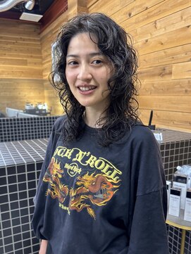 ラロ(raro) レイヤーカット+くるくるパーマ