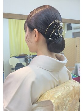 ハーティーモトヤワタ(hearty MOTOYAWATA) 水引きアレンジ×ダウンシニヨン