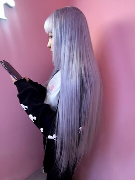 ダズリングディア(Dazzling Deer) シルバー／ロング／ストレート／ハイトーン／シルバー