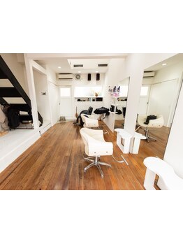 【別府石垣】シンプルで洗練された空間が自慢の《Be n' Be》♪あなただけのサロンタイムをお過ごし下さい！