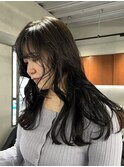 ミディアムレイヤーカット顔周りレイヤーハッシュカット透明感