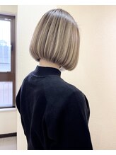 モルト 麻生(molt)&nbsp;海外　韓国風　バレイヤージュ　ボブ