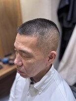 フォーコーナーズ(Four Corners)&nbsp;スキンフェードツーブロック刈り上げジェットモヒカンマンバン
