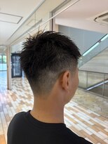 ケンジ 平塚 アネッタ(KENJE annetta)&nbsp;刈り上げショート　ソフトモヒカン