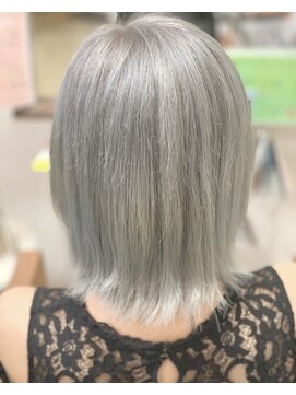 グラフティー(graffiti) シルバーアッシュ