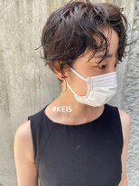 ケイス(KEIS) くせ毛をいかしたショートパーマスタイル