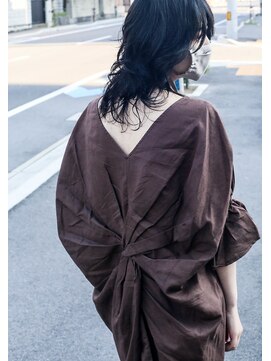 ホワイトルーム(White Room) 【低温デジパ】モードなウェーブヘア♪