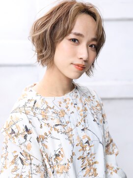 トロン(tronc) 大人可愛い２０代３０代４０代小顔メルティカラークールボブB1