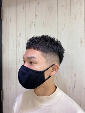 トミーズバーバー(Tommy's Barber) ナチュラルクロップスタイル