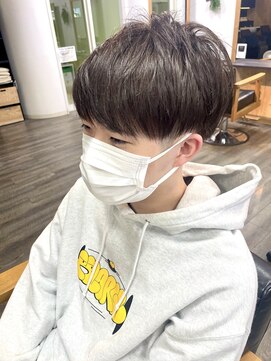 サンシップ(sun ship) マッシュ.ツーブロック/ベージュブラウン