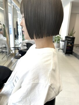 グリ(GRIS) パツっとbob ブリーチなし