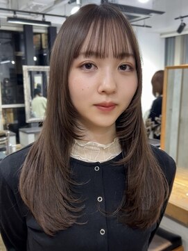 アクター(actor) ロングヘア　フェイスレイヤー　簡単スタイリング