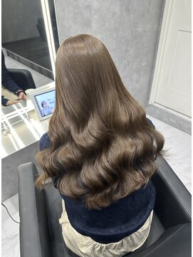 シーエスメイドバイシャチュー 栄店(CS made by SHACHU) ヘーゼルベージュ