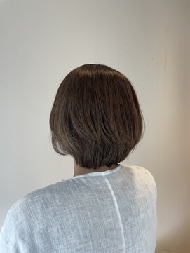 ジュール くずは駅前(Jour) 前下がりショートボブ