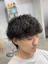 フィフス トウキョウ (fifth TOKYO)&nbsp;渋谷波巻きパーマメンズカットセンターパートウルフマッシュ