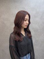 リオルソ(Re/ortho)&nbsp;深みと上品なツヤ感を宿したチョコレートブラウンのロングヘア