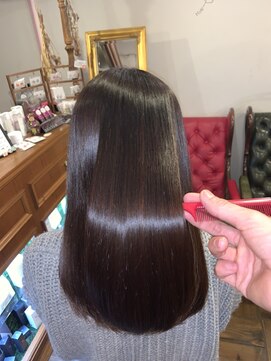 アトリエ ミム 二子玉川店(atelier mim) 艶髪×クラシカルロング♪縮毛矯正<二子玉川店>