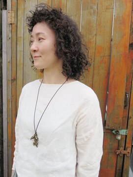 リンカラン ルリエ(LINGKARAN Relier) スパイラルパーマ