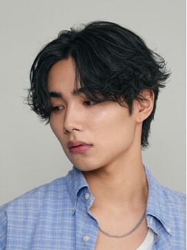 レタッチ バイ フィフス 天神大名(RETOUCH by fifth) シャドウパーマスパイラルパーマツーブロックメンズパーマ束感